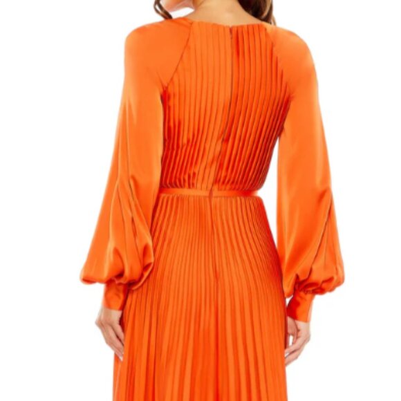 MAC DUGGAL 26590 PLEATED HIGH NECK RAGLAN LONG SLEEVE SUNSET THIGH SLIT GOWN  8 - Picture 4 of 5